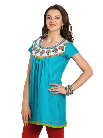 Aaboli Women Blue Kurti