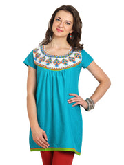Aaboli Women Blue Kurti