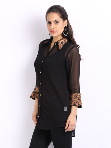 Aneri Women Black Embroidered Tunic