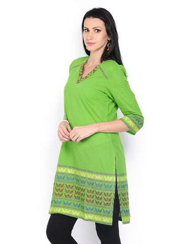 Aurelia Women Green Kurta