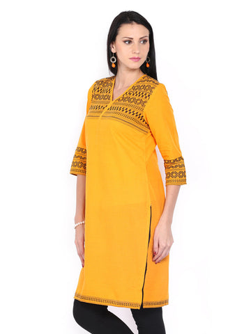 Aurelia Women Orange Kurta