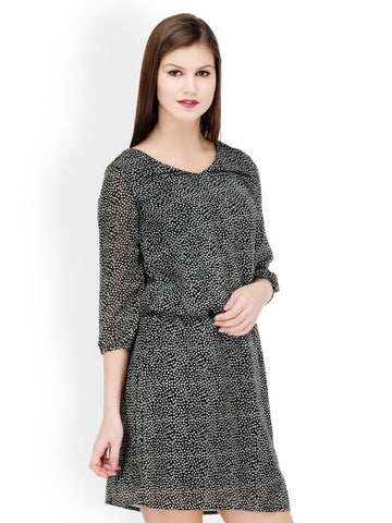 Color Cocktail Black &amp; White Printed Shift Dress