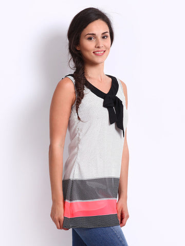 Deal Jeans Women White &amp; Black Printed Tunic