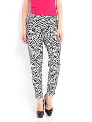 DressBerry Women Black &amp; White Printed Trousers
