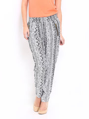 DressBerry Women Black &amp; White Printed Trousers