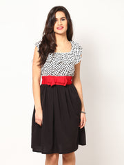 Eavan Black &amp; White Printed Fit &amp; Flare Dress
