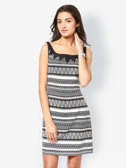 Eavan Black &amp; White Printed Shift Dress