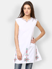 Eavan Women White Kurta