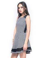 FabAlley Black &amp; White Houndstooth Print Skater Dress
