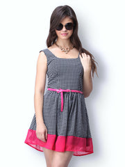 FabAlley Black &amp; White Printed Houndstooth Hop Skater Dress