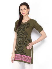 Fabnesia Women Green Printed Kurta