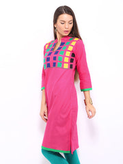 Fabnesia Women Pink Embroidered Kurta