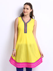 Fabnesia Women Yellow Kurta