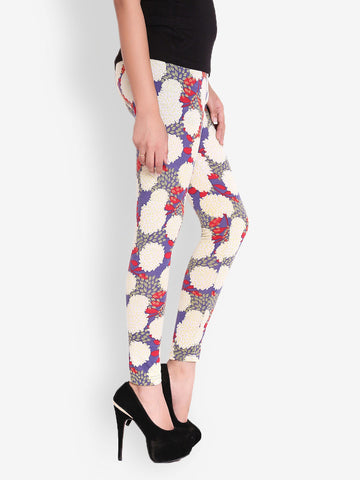 Gipsy Women Purple and Off-White Skinny Fit Leggings