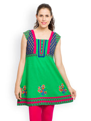 Globus Women Green Printed Kurti