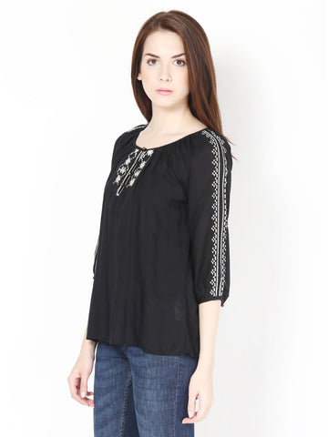 Harpa Women Black Top