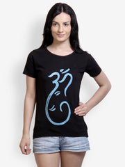 Incynk Women Black Graphic Printed T-shirt