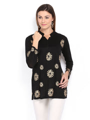Ira Soleil Women Black Printed Kurti