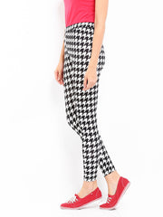 Kook N Keech Women White &amp; Black Printed Leggings