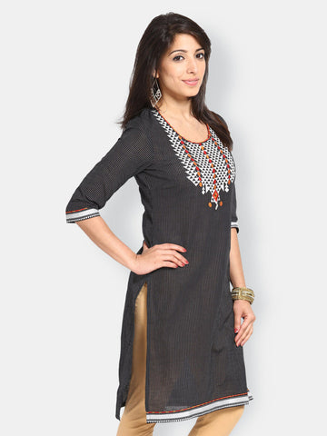Kurtis Women Black Striped Kurta