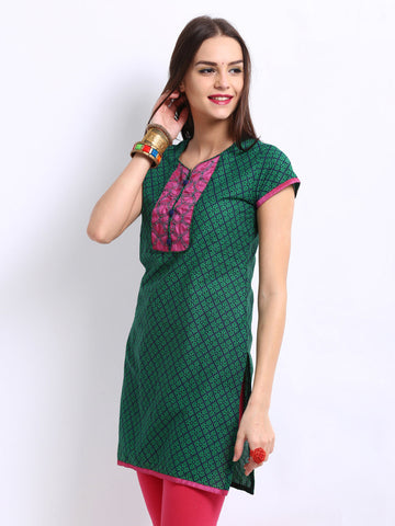 Kyla F Women Green Printed Kurta