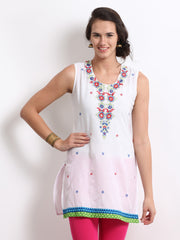 Kyla F Women White Embroidered Kurta