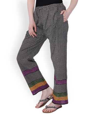 Lavennder Women Black Printed Lounge Pants 52009