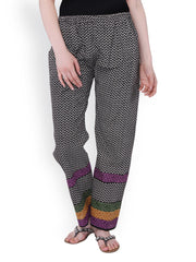 Lavennder Women Black Printed Lounge Pants 52009
