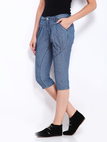 Lee Cooper Women Blue Denim Capris