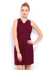 Mast &amp; Harbor Burgundy Tailored Dress