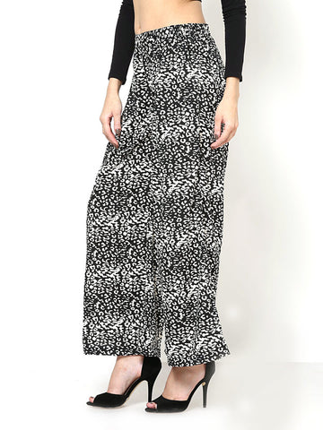 Meira Women Black &amp; White Printed Palazzo Pants