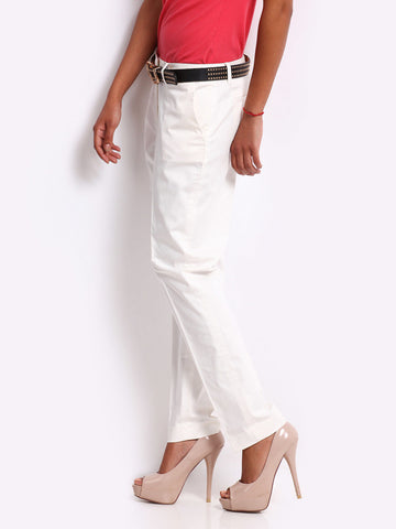 Nautica Women Off-White Ankle Length Slim Fit Trousers