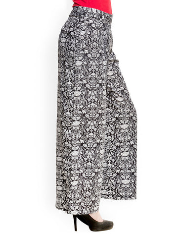 Oxolloxo Women Black &amp; White Printed Palazzo Pants