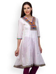 Paislei Women White Printed Kurta