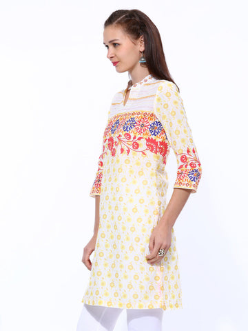 Rangriti Women Off-White Printed Kurta