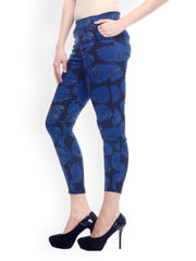 Sakhi Sang Women Black &amp; Blue Leaf Printed Jeggings