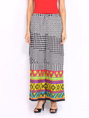 Shree Women Black &amp; White Printed Palazzo Trousers