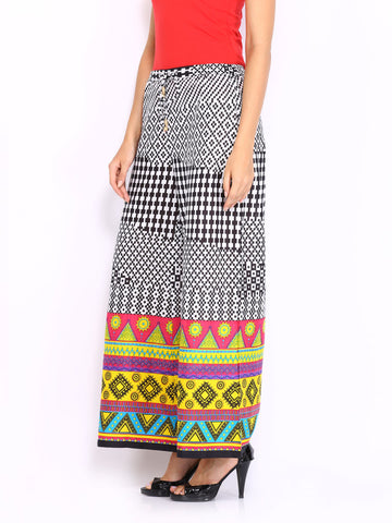 Shree Women Black &amp; White Printed Palazzo Trousers