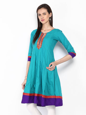 Span Women Green Anarkali Kurta