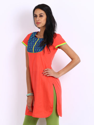 Span Women Peach Coloured Kurta