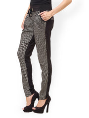 Suhi Women Black &amp; White Printed Trousers