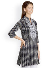 VANI Women Black &amp; White Printed Kurti