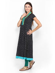 Vishudh Women Black &amp; White Printed Kurta