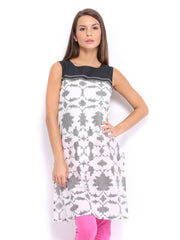 W Women Black &amp; White Printed Kurta