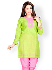 Zoom Women Green and Pink Churidar Kurta